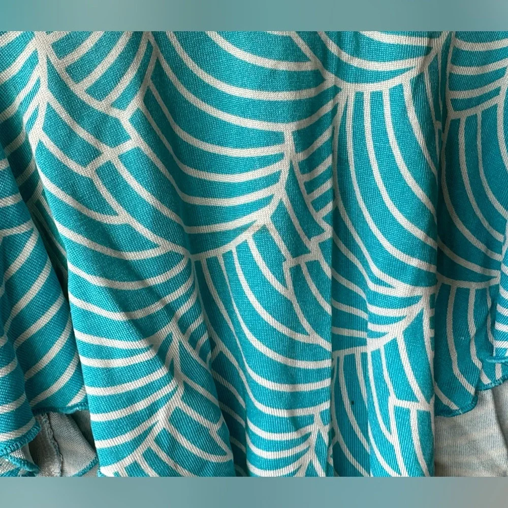 Diane Von Furstenberg Silk Jersey Turquoise skirt, size 8